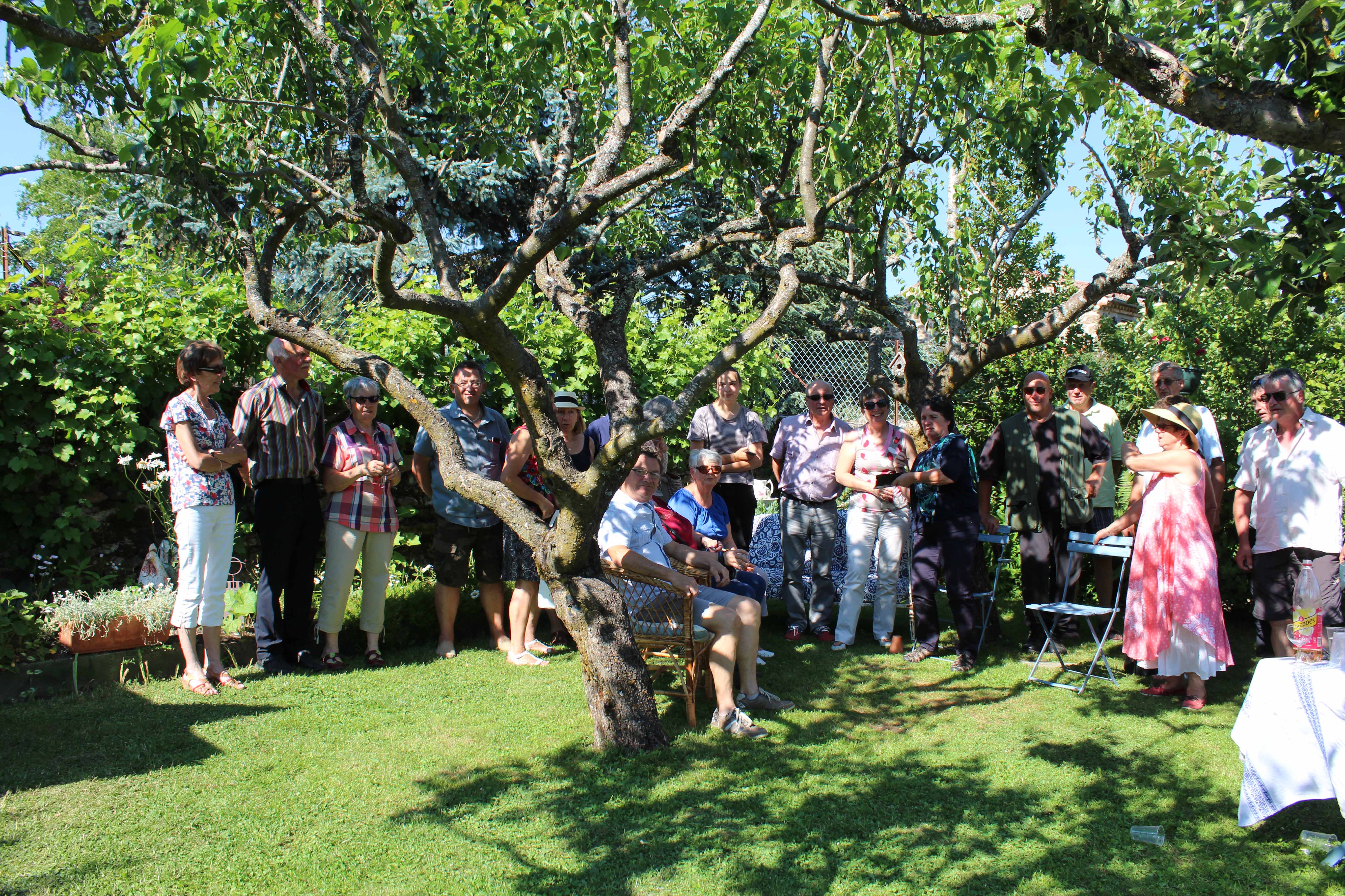 Jardin fleuri de Loly & Marcel : Photo de groupe