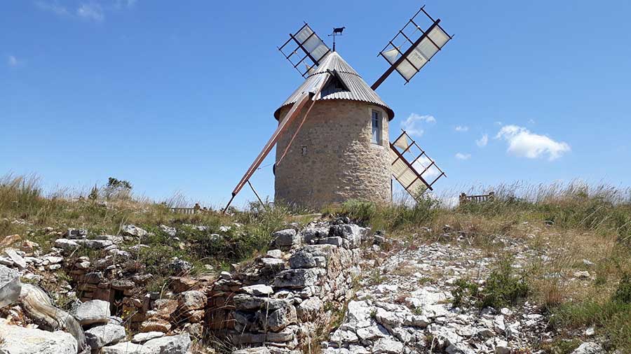 Moulin à vent de La Borie - sortie prévue le 21 septembre 2022 à Hures la Parade