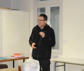 Goûter de fin d'année 2019 - Paul ROY entre en scène avec son talent de conteur.