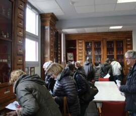 Visite de la Pharmacie de PRADELLES du 22 janvier 2020 Visite de la Pharmacie de PRADELLES du 22 janvier 2020 - L' assemblée studieuse