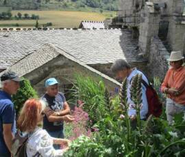 Sortie 2020 à La Panouse chez Didier Baduel - A noter la toiture à lignolets de l'église