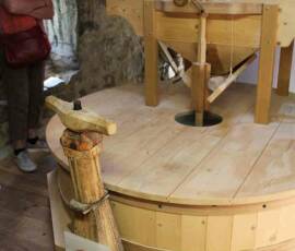 Visite du Moulin de Grandrieu en date du samedi 26 juin 2021 Visite du Moulin de Grandrieu en date du samedi 26 juin 2021 - Intérieur du moulin