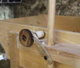 Visite du Moulin de Grandrieu en date du samedi 26 juin 2021 Visite du Moulin de Grandrieu en date du samedi 26 juin 2021 - Mécanisme d'alimentation en grains