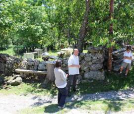 Visite du Moulin de Grandrieu en date du samedi 26 juin 2021 Visite du Moulin de Grandrieu en date du samedi 26 juin 2021 - Accueil par les propriétaires