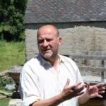 Visite du Moulin de Grandrieu en date du samedi 26 juin 2021 Visite du Moulin de Grandrieu en date du samedi 26 juin 2021 -L'animateur du jour et maître des lieux : Christophe