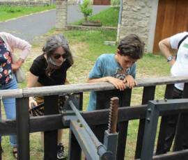 Visite du moulin de Masmejean le dimanche 27 juin 2021 - Manips sur la Vanne d'alimentation du moulin
