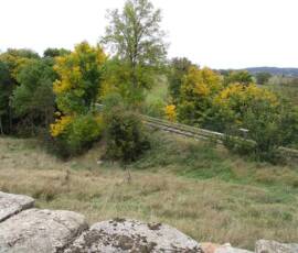 Visite du Château du Mazigon du mercredi 20 octobre 2021 Visite du Château du Mazigon du mercredi 20 octobre 2021 - Ancienne Ligne Langogne - Le Puy en contrebas