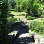 Fêtes des plantes au château de Chavaniac La Fayette les 4 & 5 juin 2022 - Le grand escalier après l'orage de la nuit