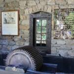 Visite à Ambert du 24 juin - Le moulin à papier Richard de Bas - Début de la visite du musée - la cour intérieure