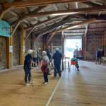 "Les artistes sont au jardin" - Journées des 30 juin & 01 juillet - Une ancienne grange spacieuse à souhait, surtout les jours pluvieux !