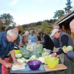 "La lactofermentation appliquée à la choucroute", atelier du samedi 14 octobre 2023 - Bien du monde à l'ouvrage
