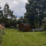 Ouvertures du jardin de la combe de Brière à Pradelles le dimanche 30 juin 2024 - Un groupe atteint le Hamam